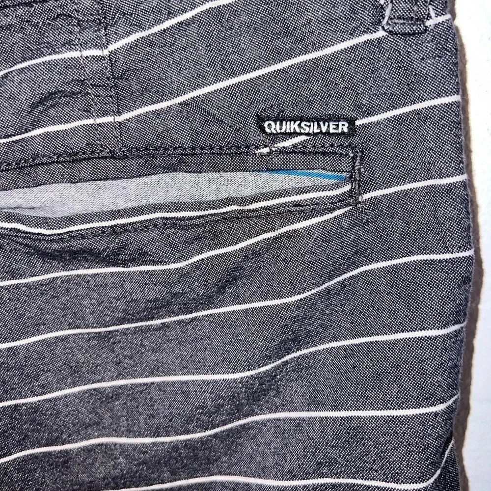 QuickSilver,31, Mong‎ Talk fixed waist striped 5 pocketed heavy cotton shorts